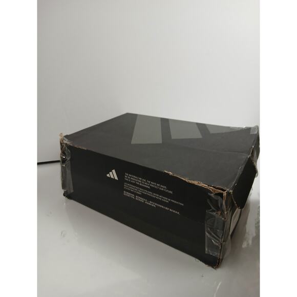 NWT adidas Unisex League Turf Sneaker,Turbo/Aurora Black/Platin Metallic-9.5 Men - Picture 5 of 7